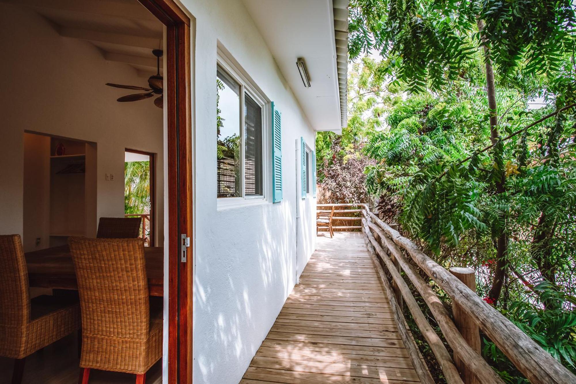 Tuk Tropical Boutique Resort Jan Thiel Виллемстад Номер фото