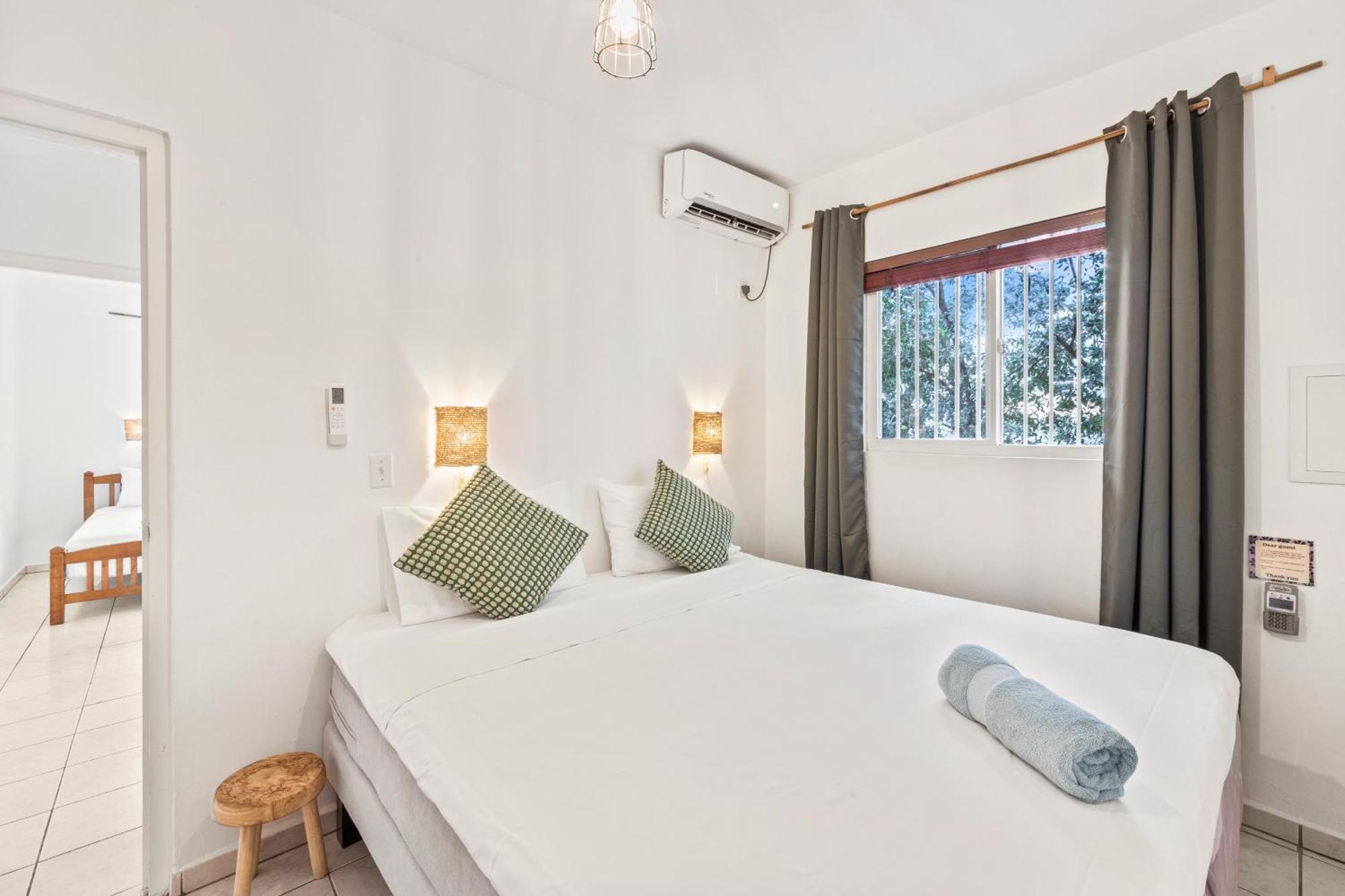 Tuk Tropical Boutique Resort Jan Thiel Виллемстад Экстерьер фото