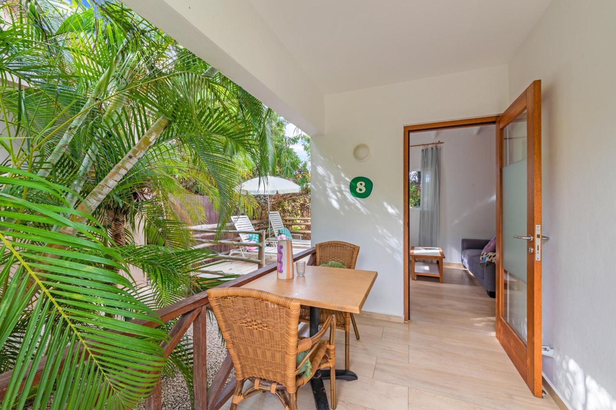 Tuk Tropical Boutique Resort Jan Thiel Виллемстад Экстерьер фото